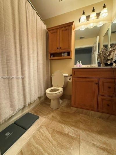 8900 NE 8th Ave , Unit 1109, Miami, FL 33138 Photo