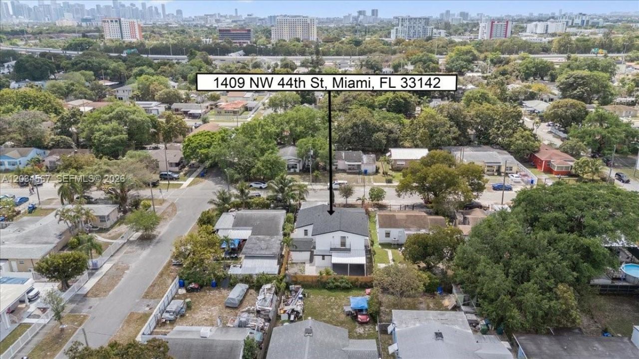 1409 NW 44th St, Unit B, Miami, FL 33142 Photo