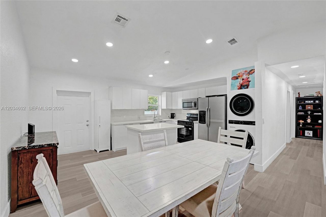 3413 SW 12th Ct, Fort Lauderdale, FL 33312 Photo