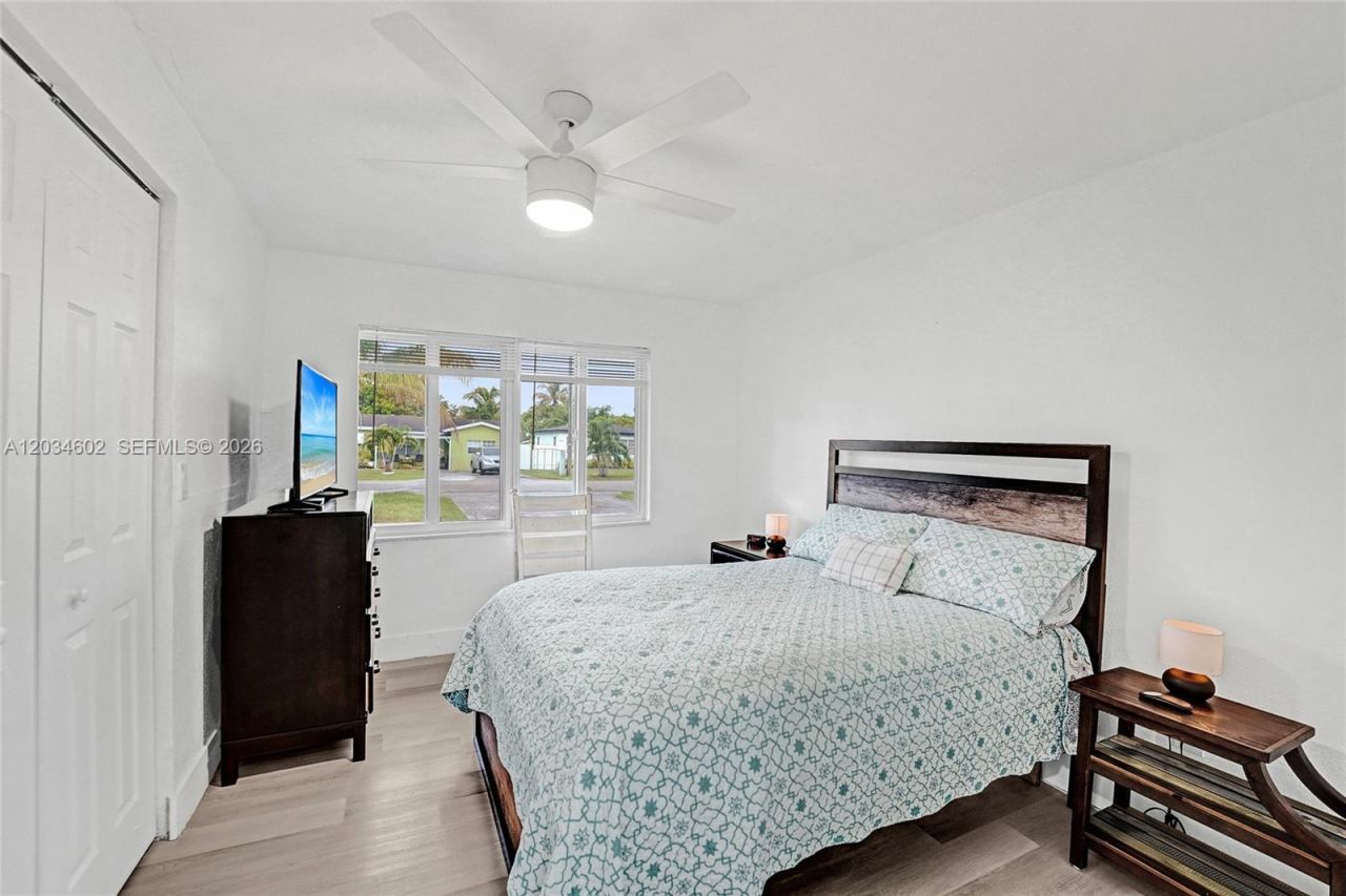 3413 SW 12th Ct, Fort Lauderdale, FL 33312 Photo