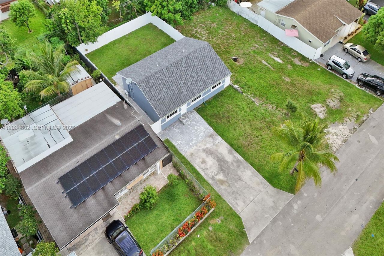 3413 SW 12th Ct, Fort Lauderdale, FL 33312 Photo