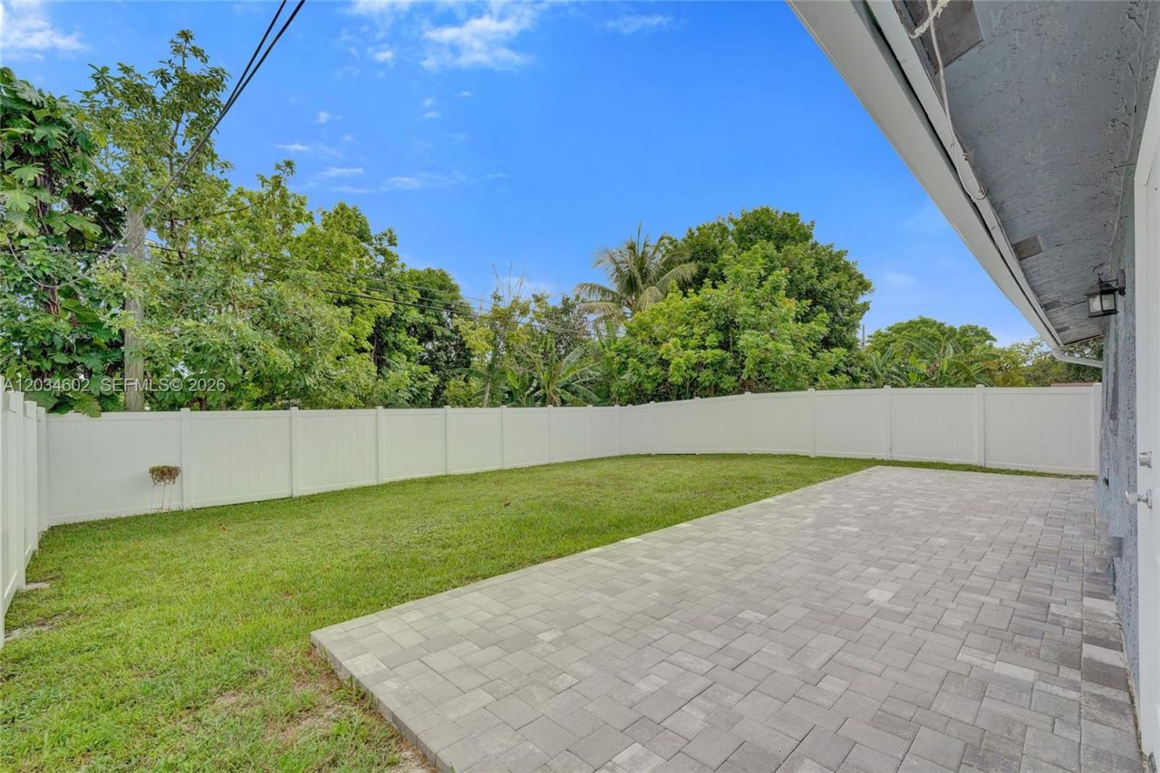 3413 SW 12th Ct, Fort Lauderdale, FL 33312 Photo