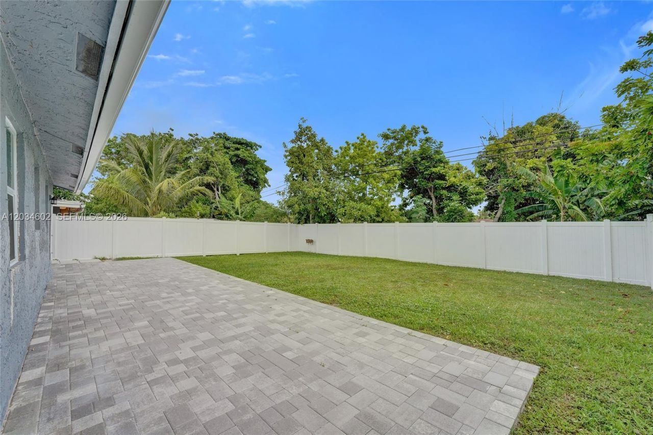 3413 SW 12th Ct, Fort Lauderdale, FL 33312 Photo