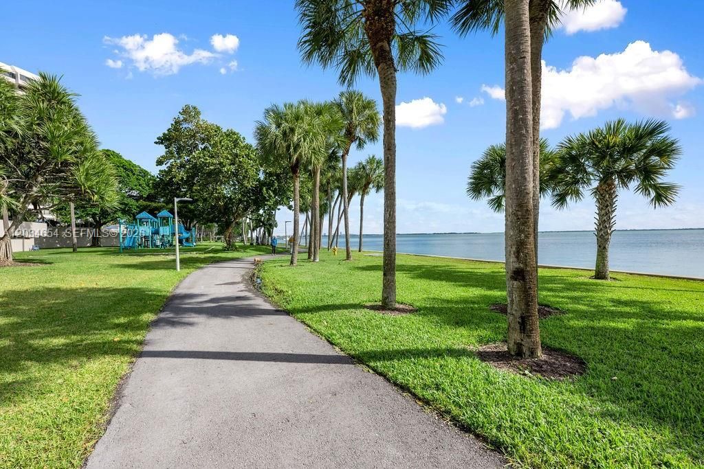 2 Grove Isle Dr , Unit B706, Miami, FL 33133 Photo