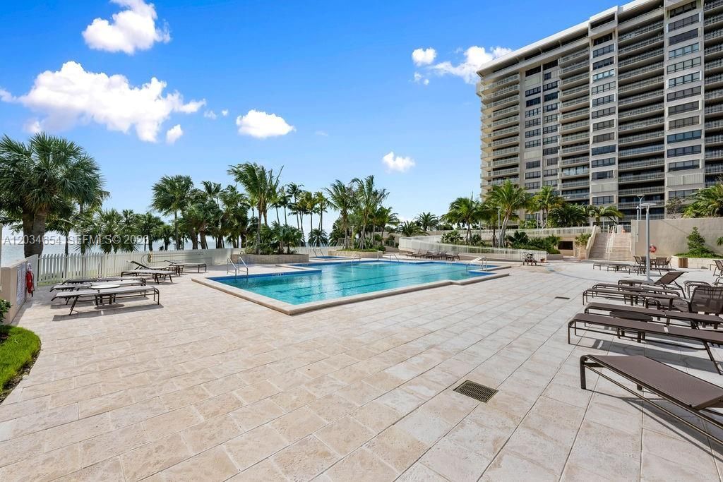 2 Grove Isle Dr , Unit B706, Miami, FL 33133 Photo