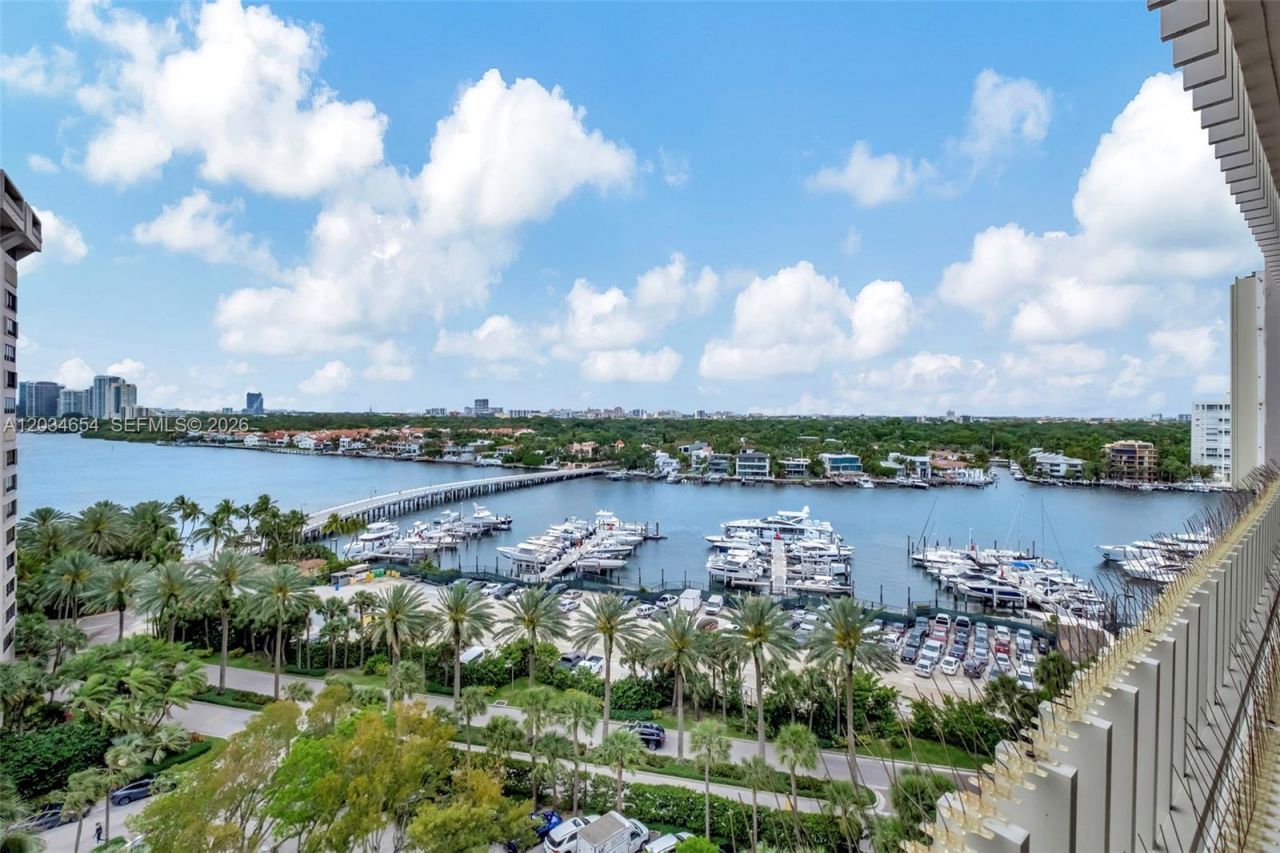 2 Grove Isle Dr , Unit B706, Miami, FL 33133 Photo
