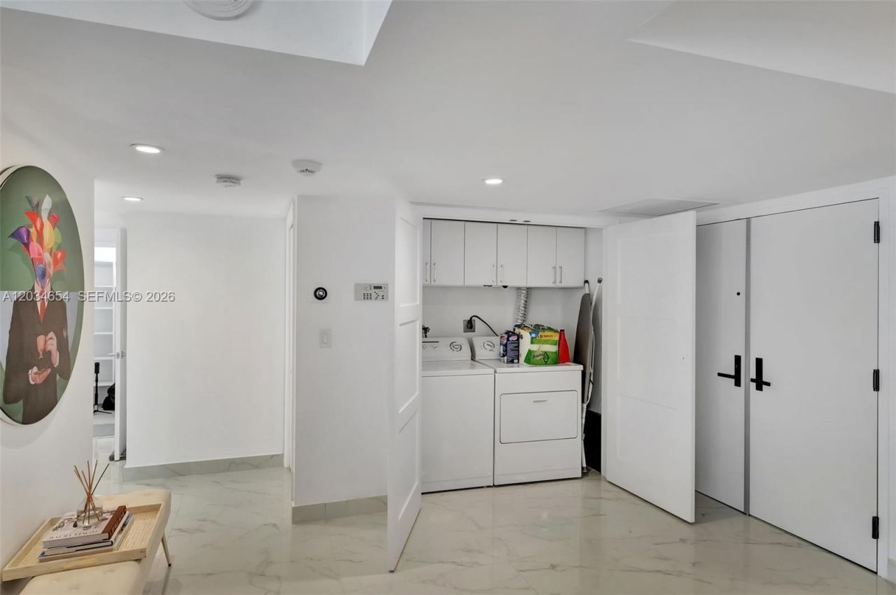 2 Grove Isle Dr , Unit B706, Miami, FL 33133 Photo