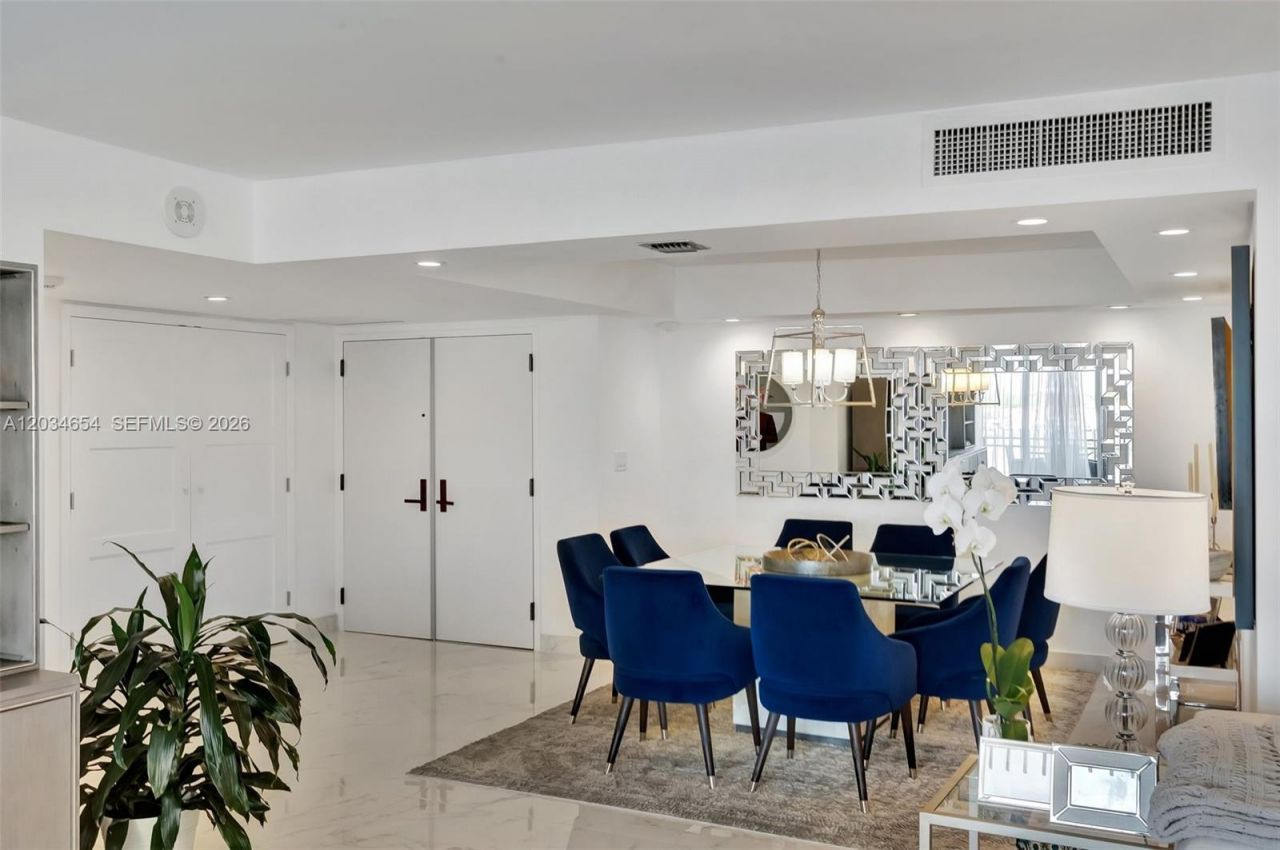 2 Grove Isle Dr , Unit B706, Miami, FL 33133 Photo