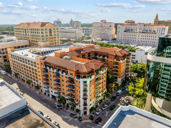 100 Andalusia Ave, Unit 410, Coral Gables, FL 33134