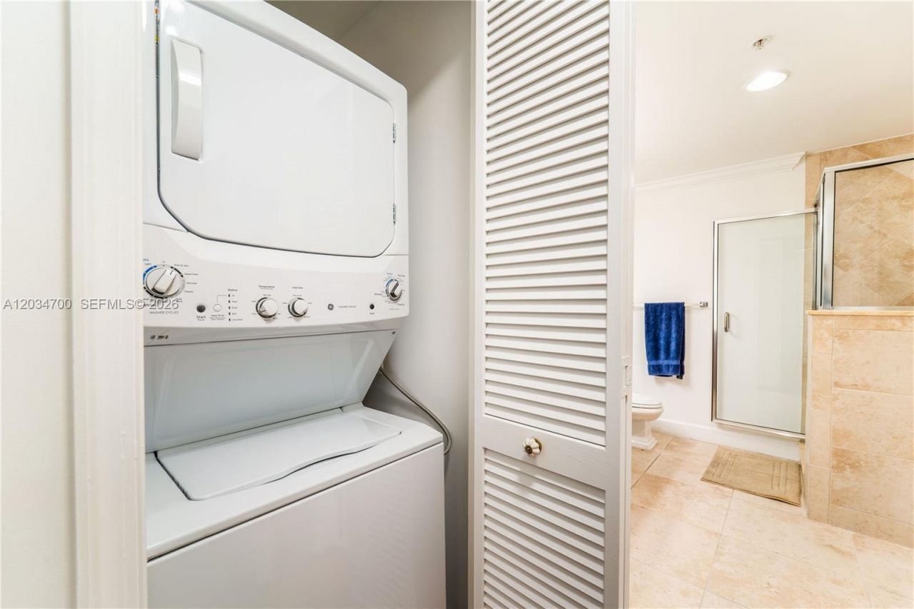 100 Andalusia Ave, Unit 410, Coral Gables, FL 33134 Photo
