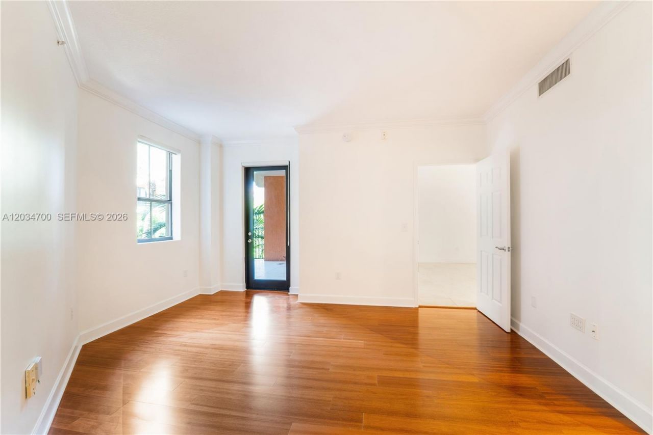 100 Andalusia Ave, Unit 410, Coral Gables, FL 33134 Photo