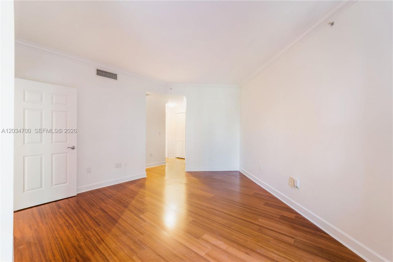 100 Andalusia Ave, Unit 410, Coral Gables, FL 33134 Photo