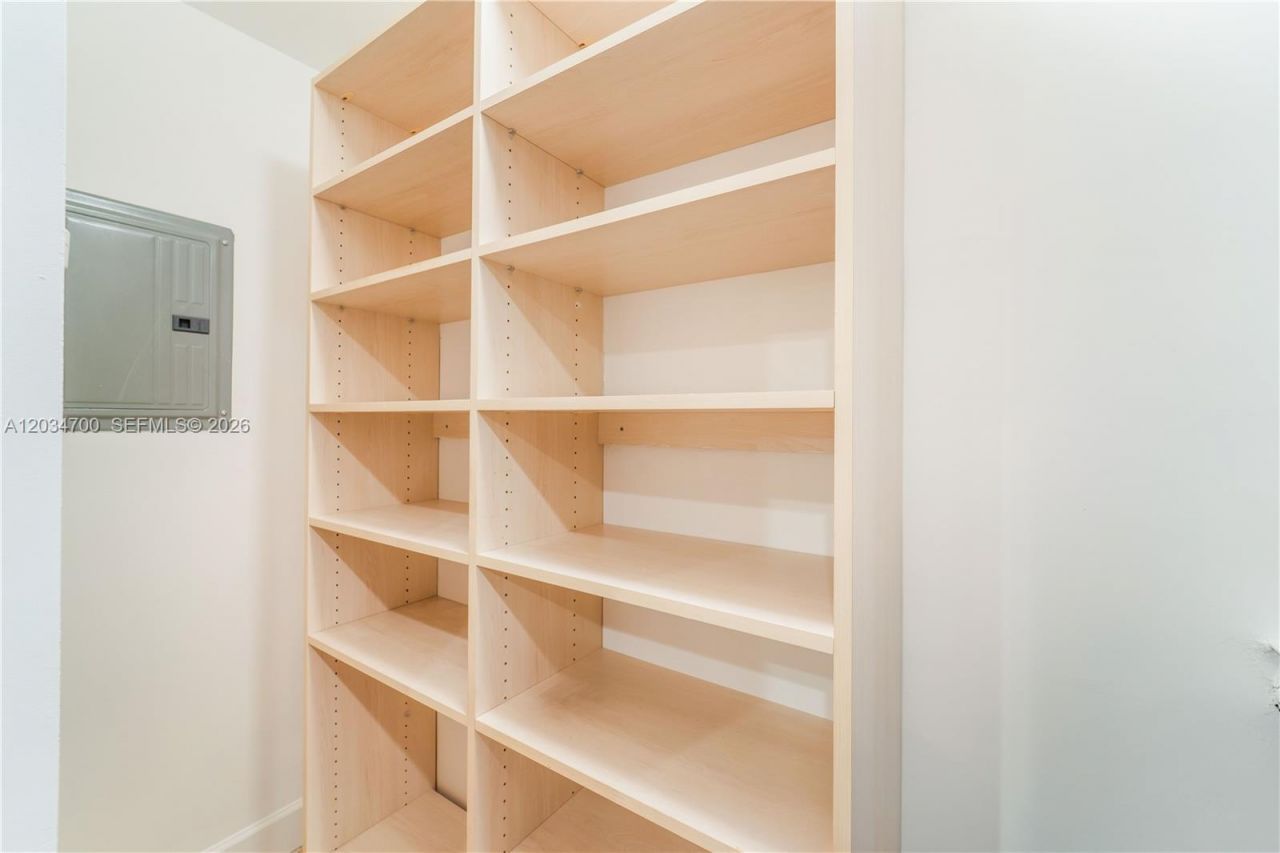 100 Andalusia Ave, Unit 410, Coral Gables, FL 33134 Photo
