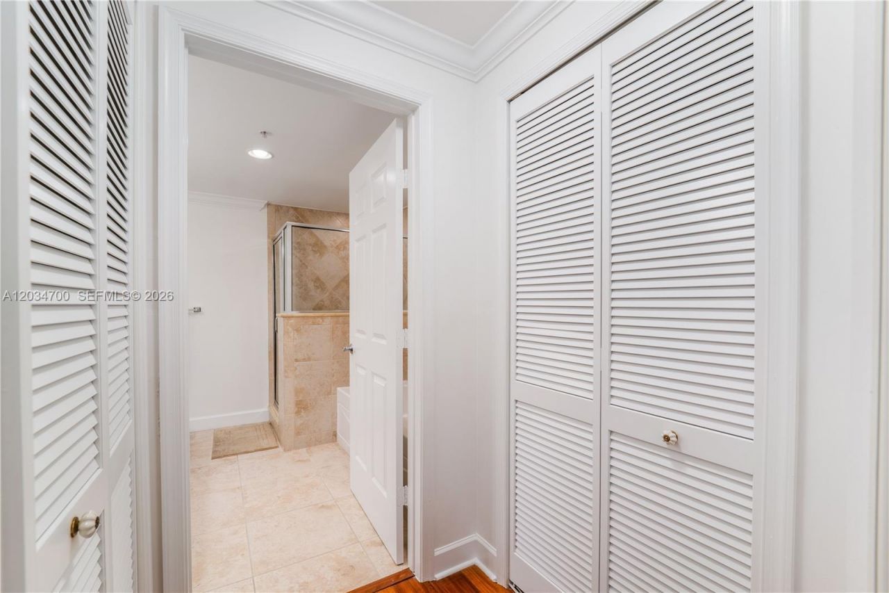100 Andalusia Ave, Unit 410, Coral Gables, FL 33134 Photo