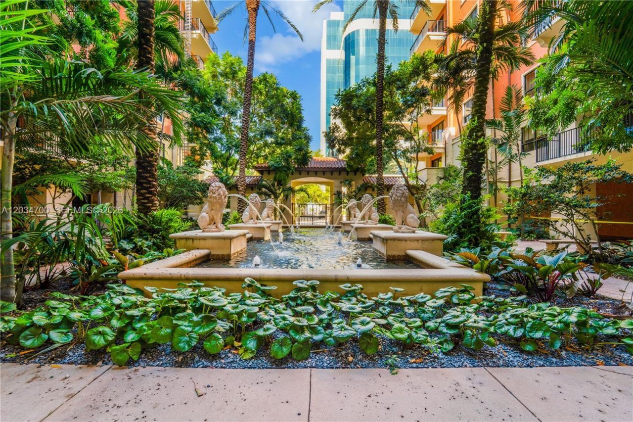 100 Andalusia Ave, Unit 410, Coral Gables, FL 33134 Photo