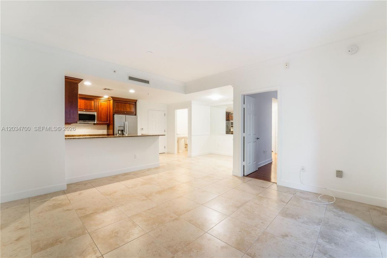 100 Andalusia Ave, Unit 410, Coral Gables, FL 33134 Photo