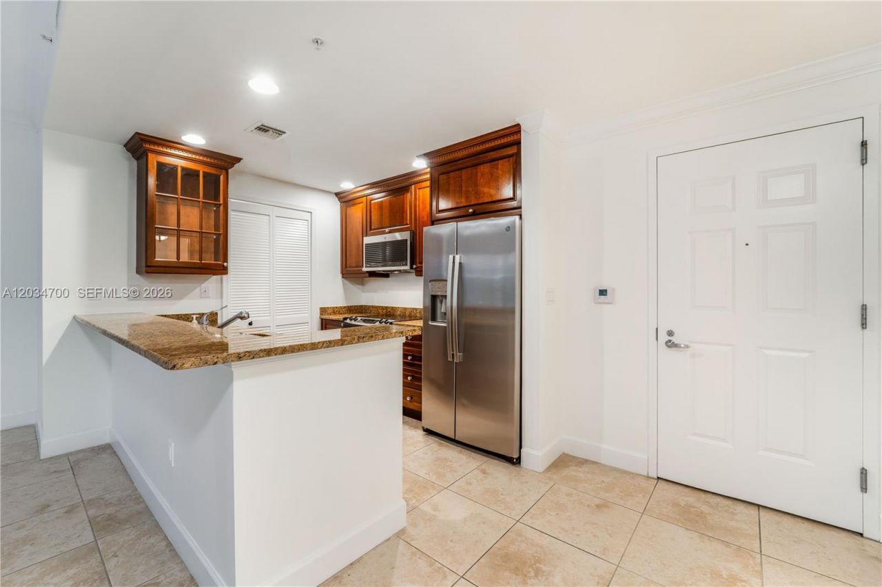 100 Andalusia Ave, Unit 410, Coral Gables, FL 33134 Photo