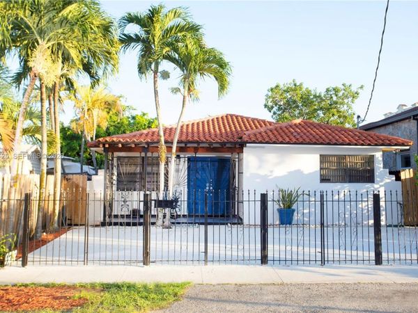 3610 SW 14th St, Miami, FL 33145