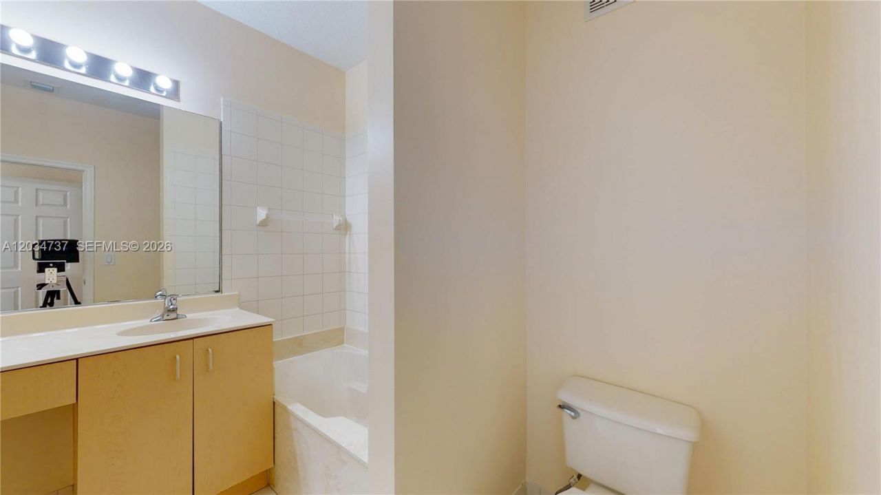 3557 Forest Hill Blvd , Unit 51, Palm Springs, FL 33406 Photo
