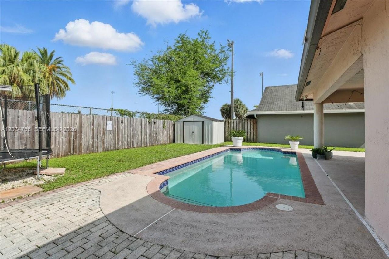 5874 SW 97th Ter , Cooper City, FL 33328 Photo