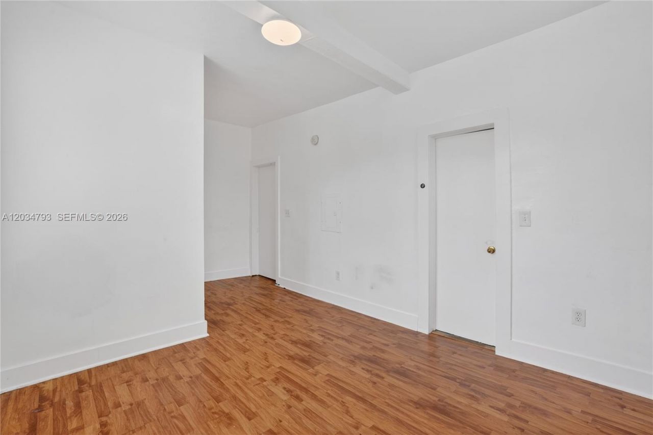3409 S Le Jeune Rd , Unit 2, Coral Gables, FL 33134 Photo