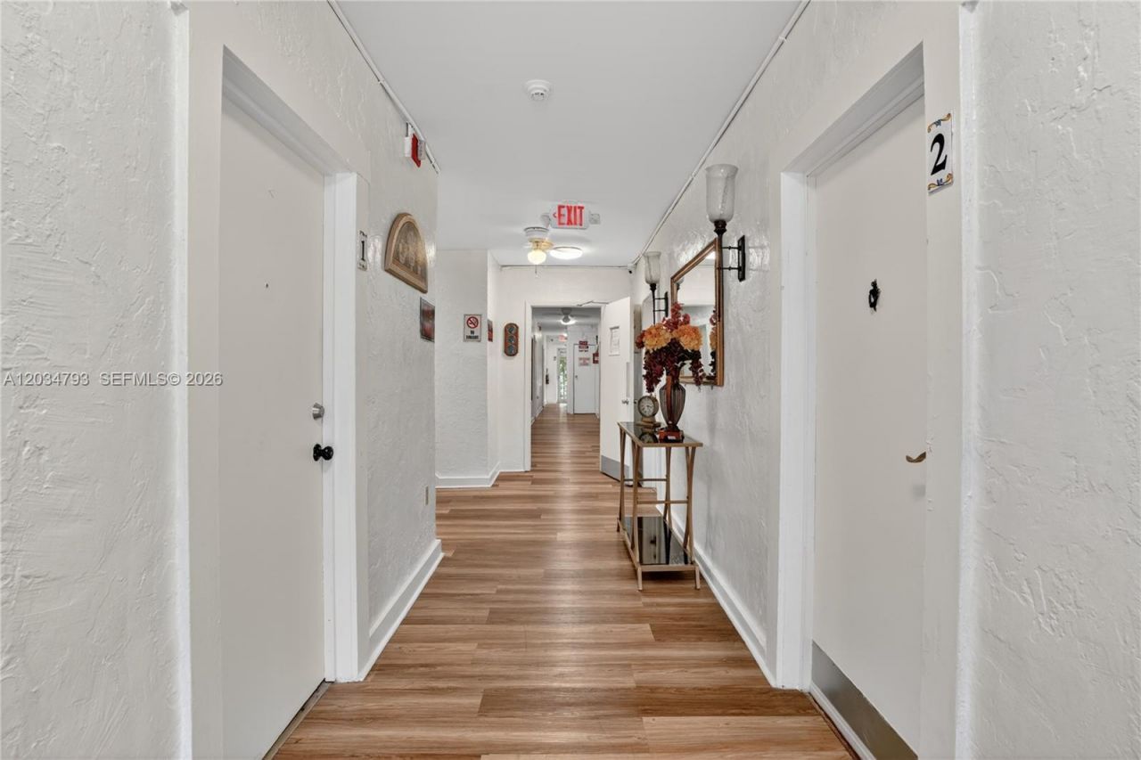 3409 S Le Jeune Rd , Unit 2, Coral Gables, FL 33134 Photo