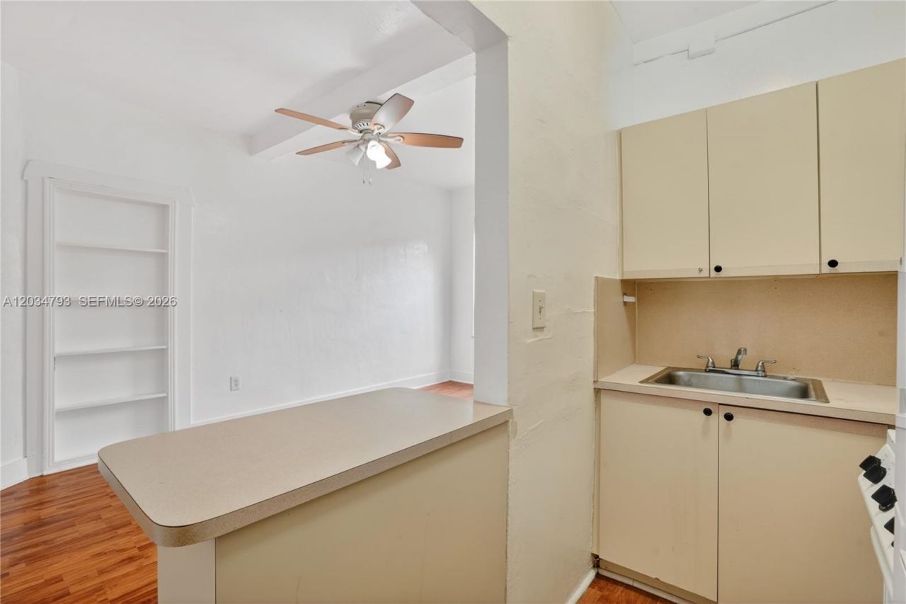 3409 S Le Jeune Rd , Unit 2, Coral Gables, FL 33134 Photo