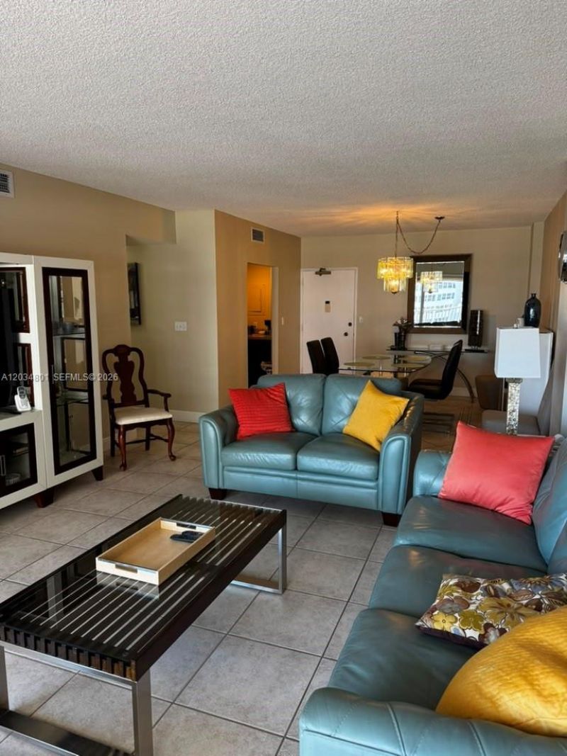 1980 S Ocean Dr, Unit 6J, Hallandale Beach, FL 33009 Photo
