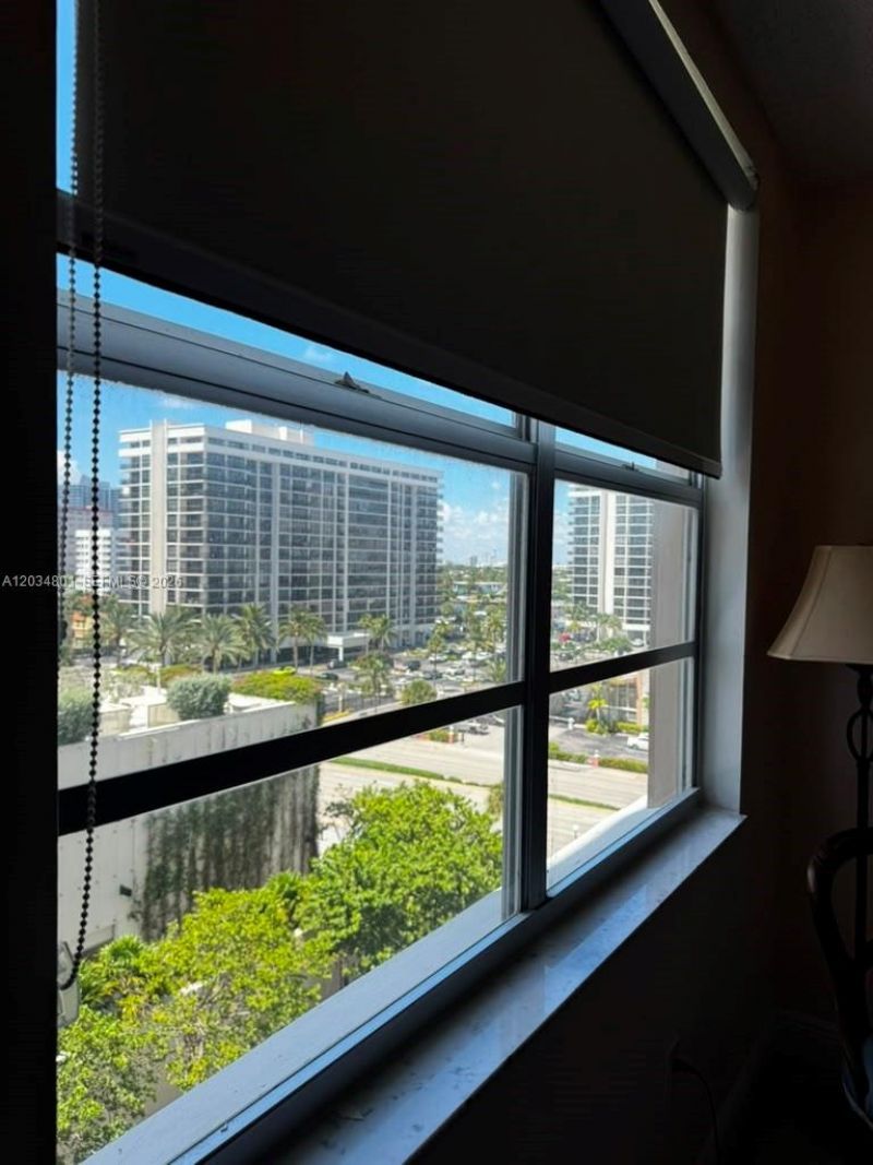 1980 S Ocean Dr, Unit 6J, Hallandale Beach, FL 33009 Photo