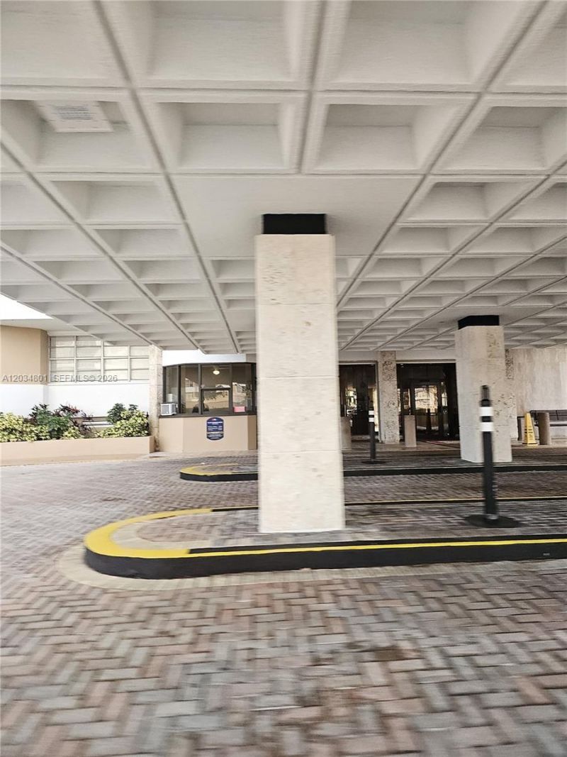 1980 S Ocean Dr , Unit 6J, Hallandale Beach, FL 33009 Photo