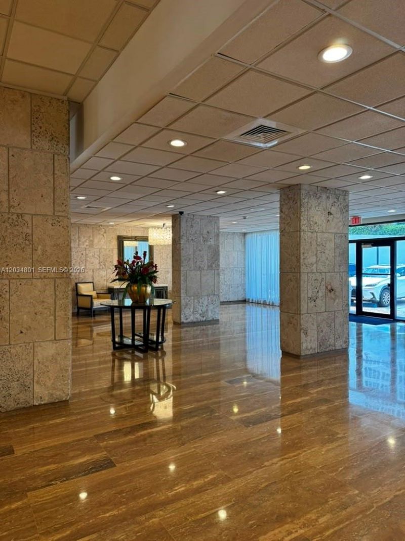 1980 S Ocean Dr, Unit 6J, Hallandale Beach, FL 33009 Photo