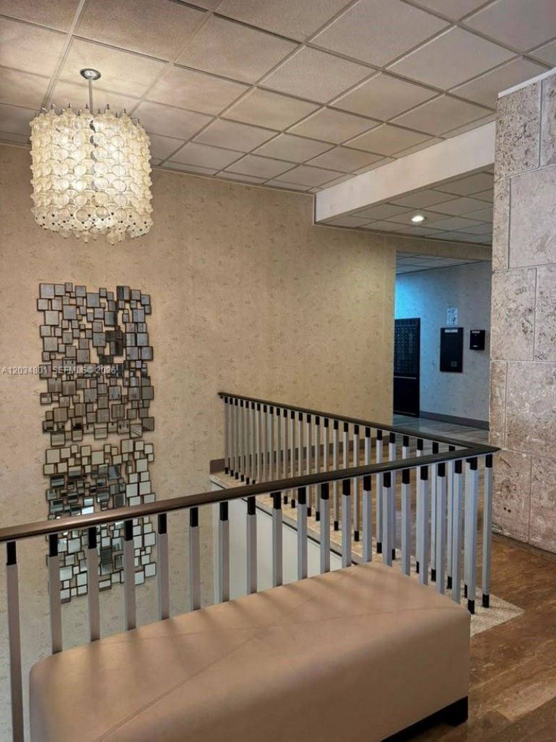 1980 S Ocean Dr, Unit 6J, Hallandale Beach, FL 33009 Photo
