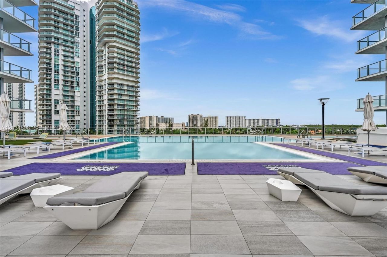 300 Sunny Isles Blvd, Unit 4-502, Sunny Isles Beach, FL 33160 Photo