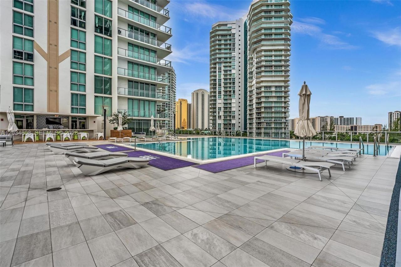 300 Sunny Isles Blvd, Unit 4-502, Sunny Isles Beach, FL 33160 Photo