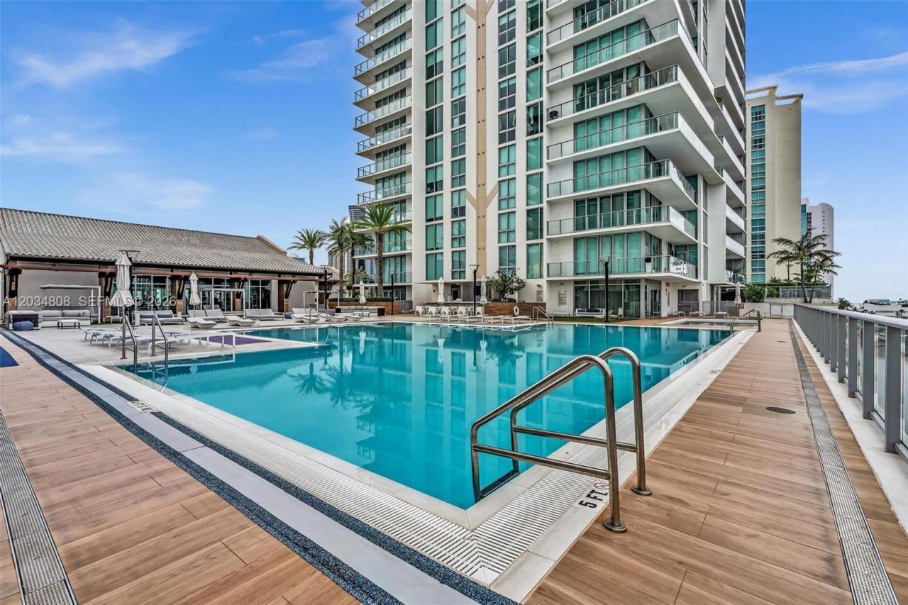 300 Sunny Isles Blvd, Unit 4-502, Sunny Isles Beach, FL 33160 Photo