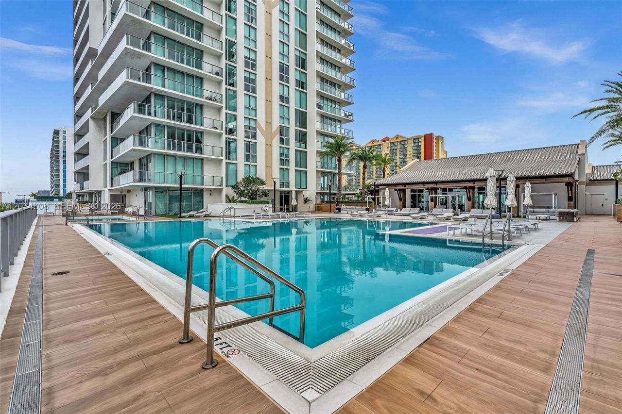 300 Sunny Isles Blvd, Unit 4-502, Sunny Isles Beach, FL 33160 Photo