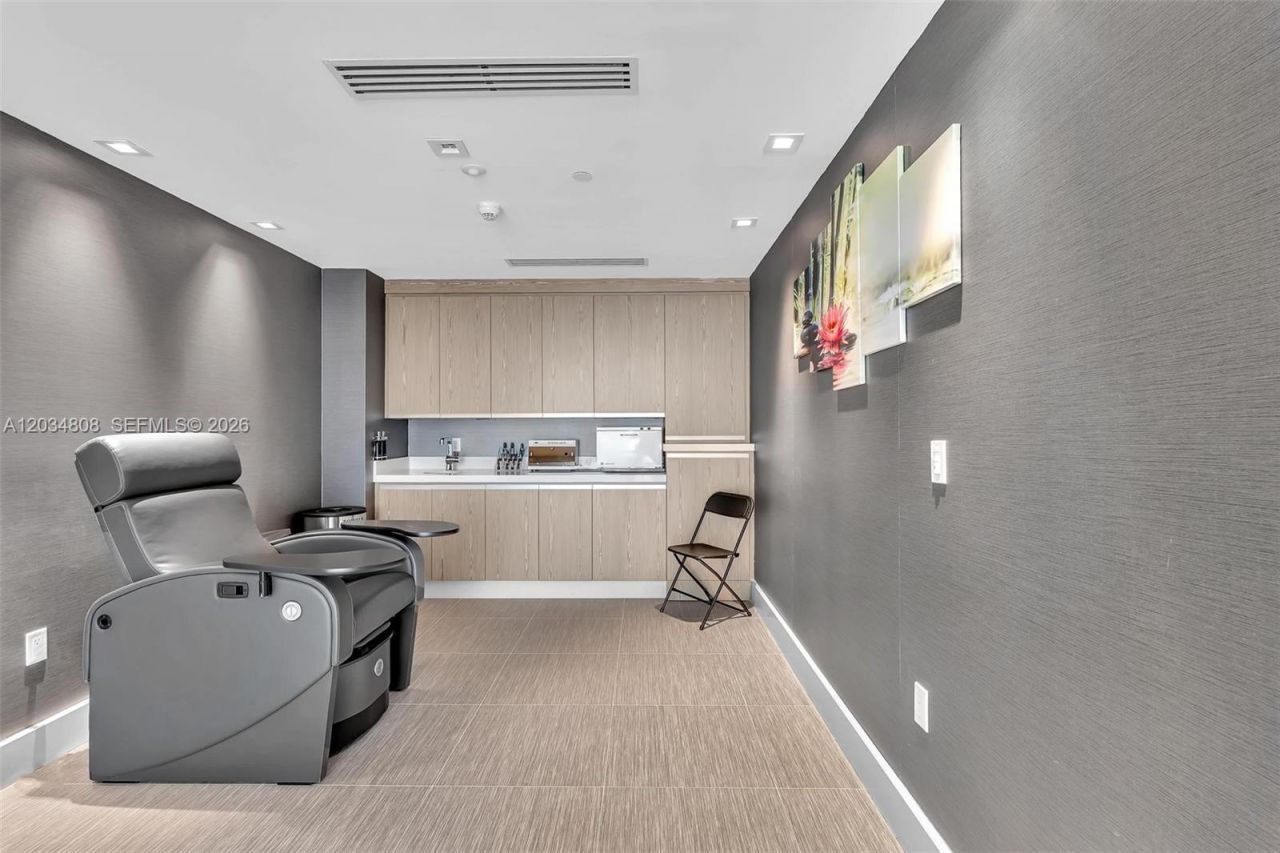 300 Sunny Isles Blvd, Unit 4-502, Sunny Isles Beach, FL 33160 Photo