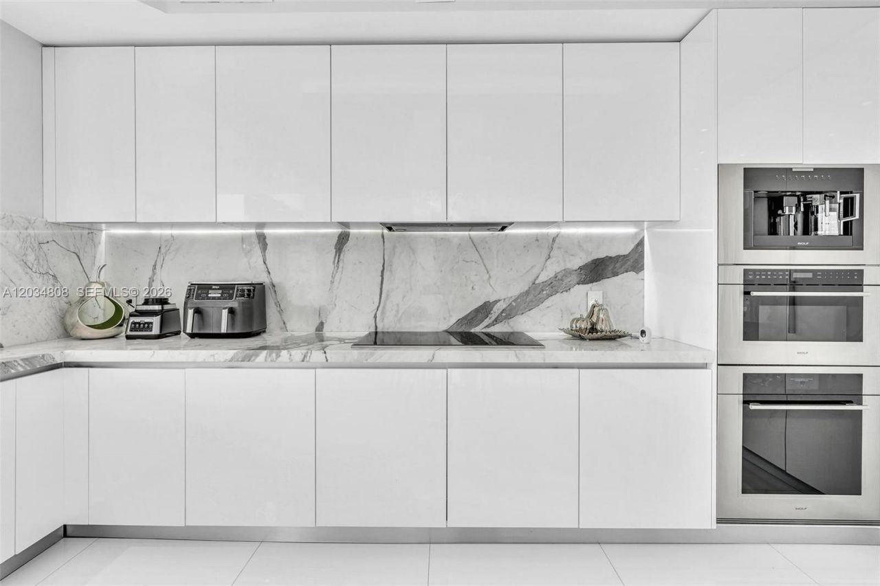 300 Sunny Isles Blvd, Unit 4-502, Sunny Isles Beach, FL 33160 Photo