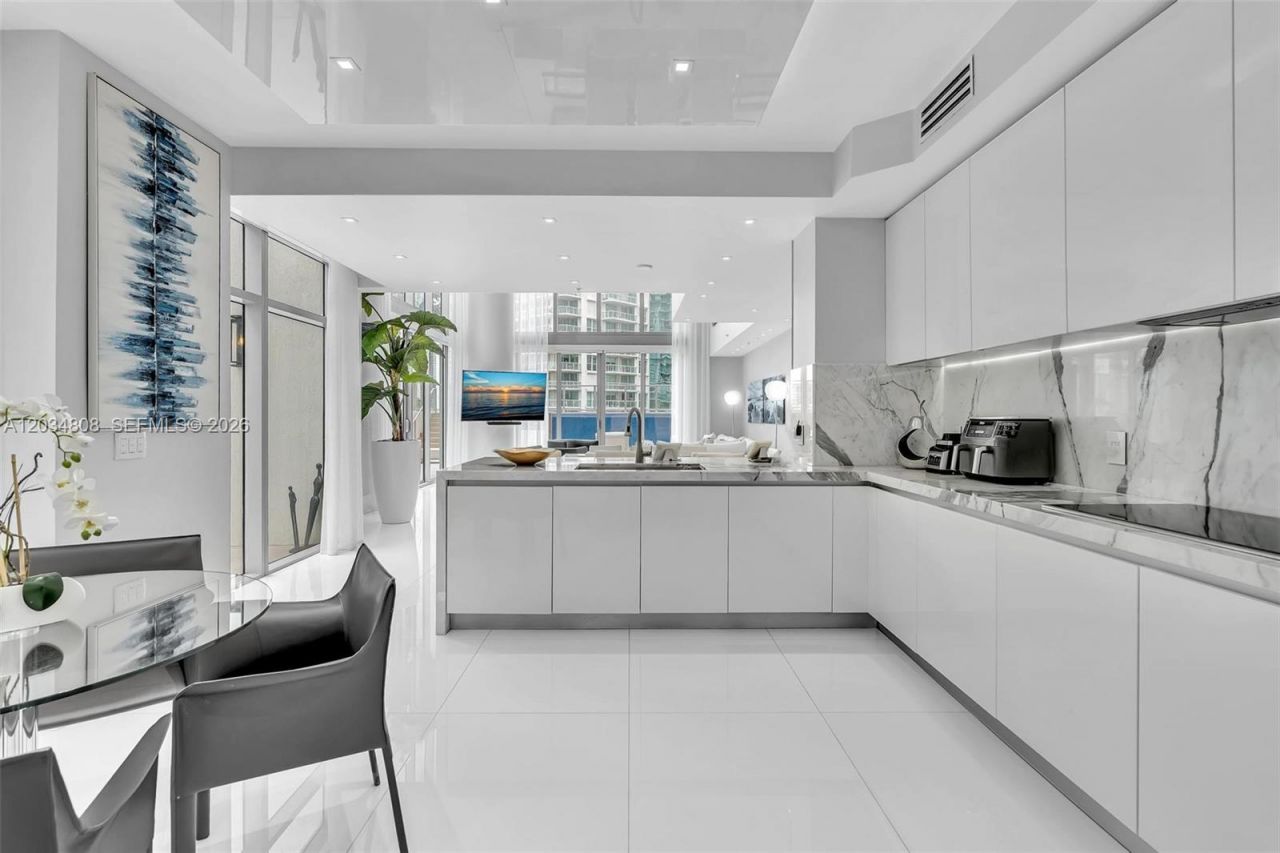 300 Sunny Isles Blvd, Unit 4-502, Sunny Isles Beach, FL 33160 Photo