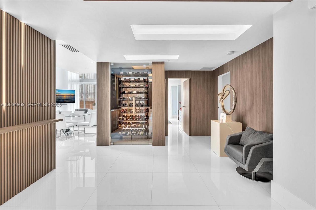 300 Sunny Isles Blvd, Unit 4-502, Sunny Isles Beach, FL 33160 Photo