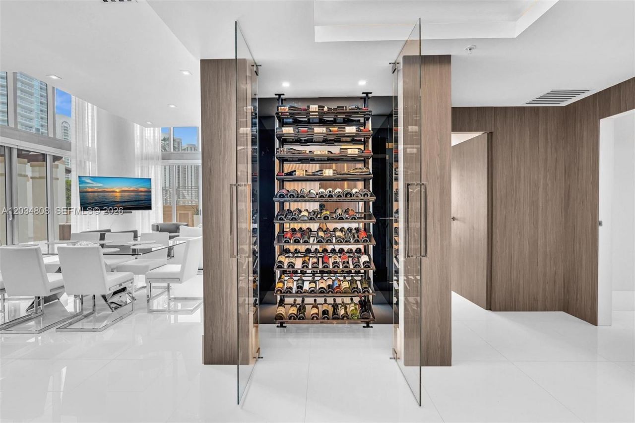 300 Sunny Isles Blvd, Unit 4-502, Sunny Isles Beach, FL 33160 Photo
