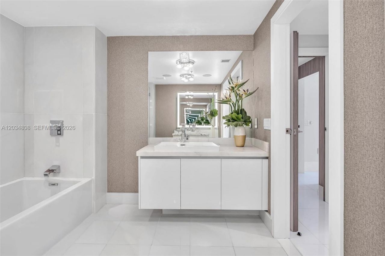 300 Sunny Isles Blvd, Unit 4-502, Sunny Isles Beach, FL 33160 Photo