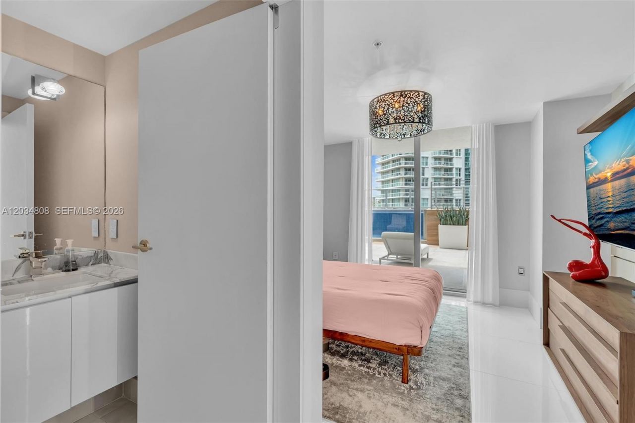 300 Sunny Isles Blvd, Unit 4-502, Sunny Isles Beach, FL 33160 Photo