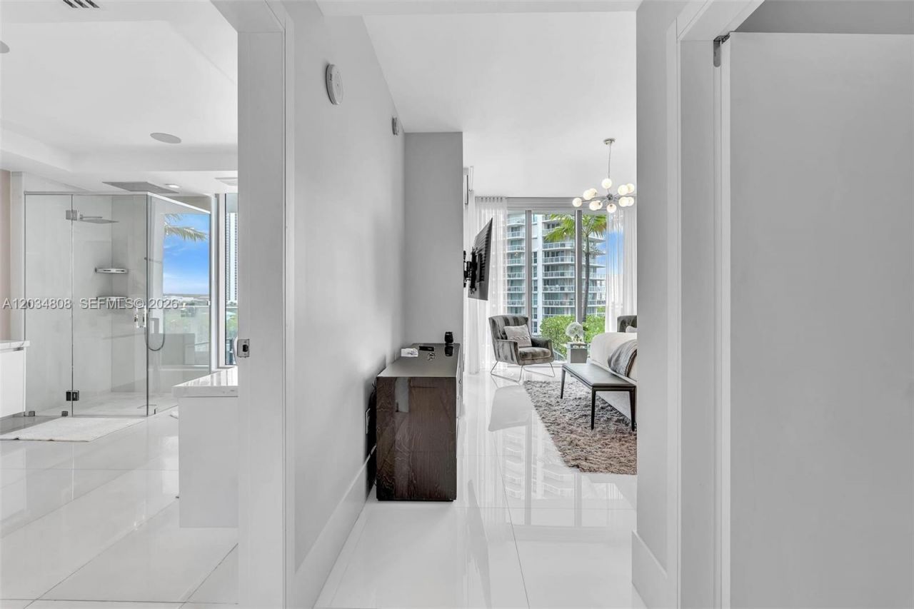 300 Sunny Isles Blvd, Unit 4-502, Sunny Isles Beach, FL 33160 Photo