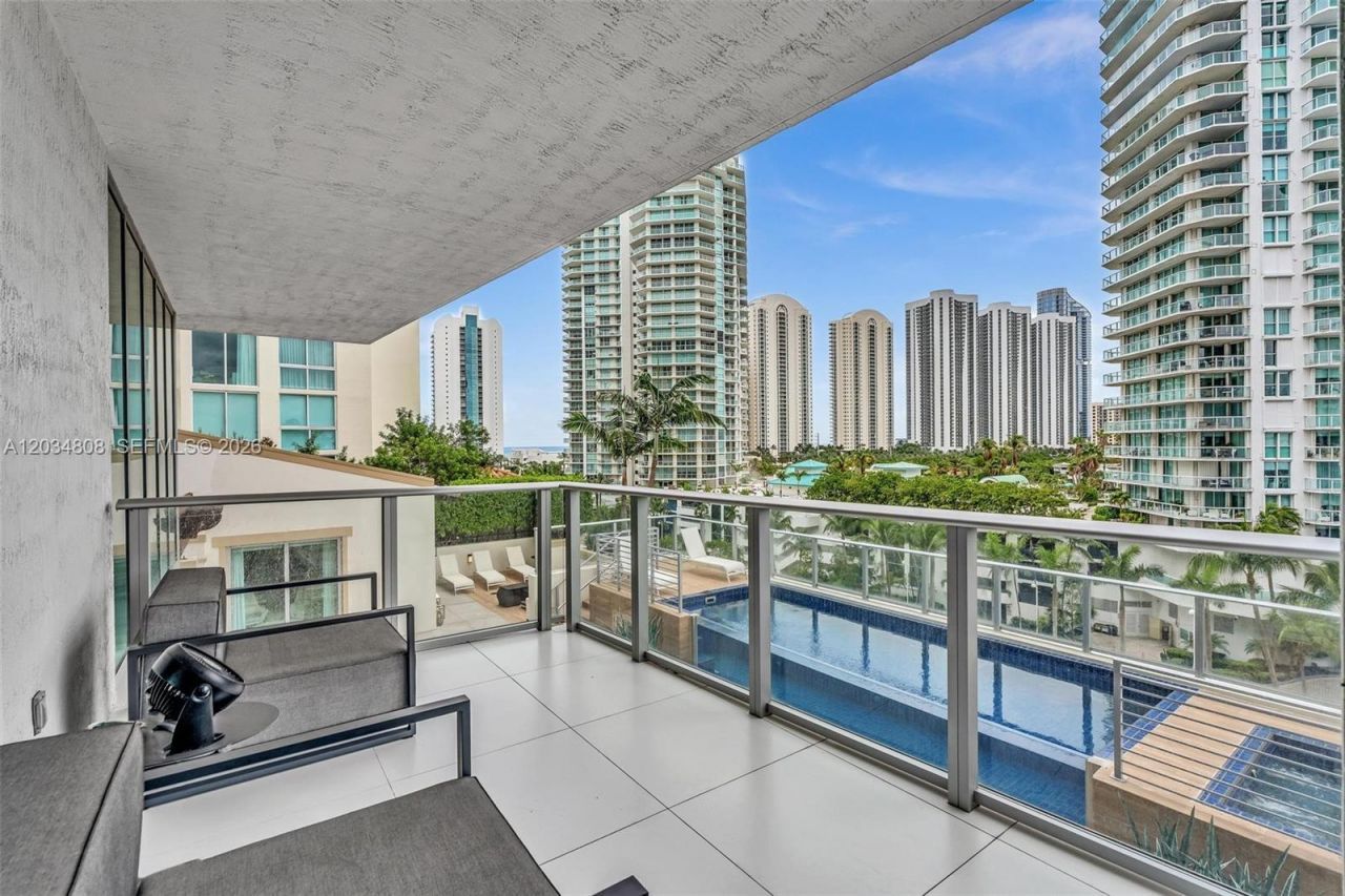 300 Sunny Isles Blvd, Unit 4-502, Sunny Isles Beach, FL 33160 Photo