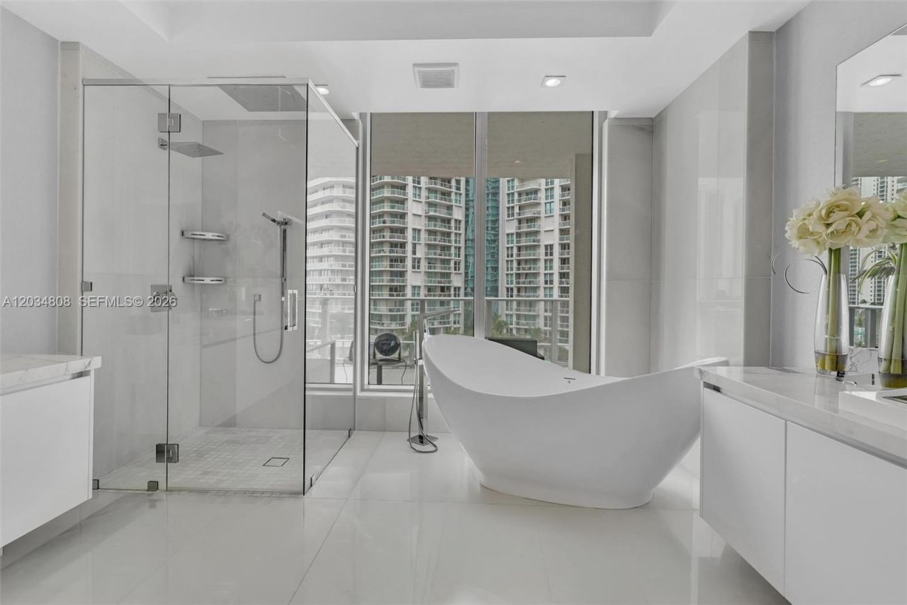 300 Sunny Isles Blvd, Unit 4-502, Sunny Isles Beach, FL 33160 Photo