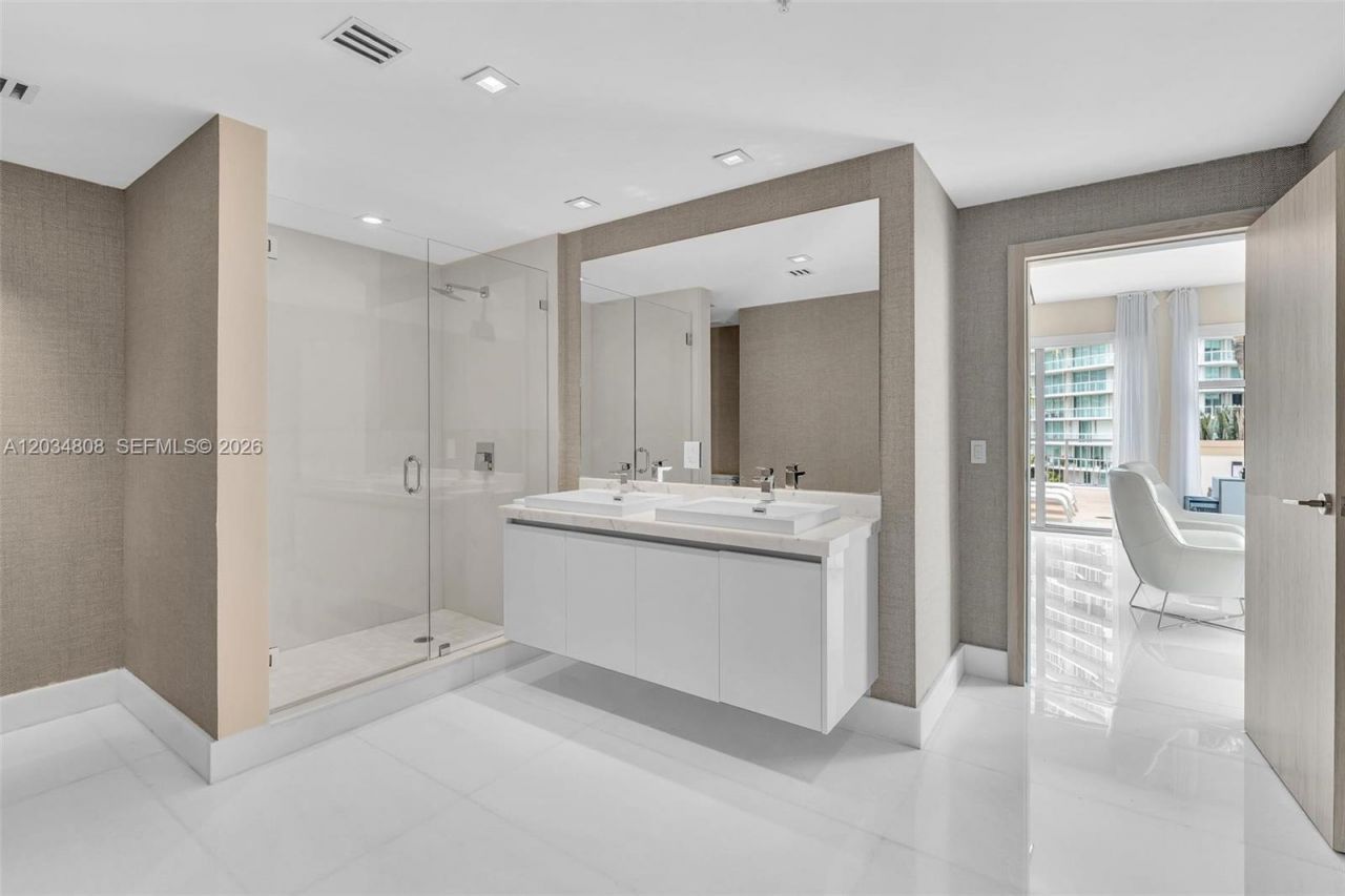 300 Sunny Isles Blvd, Unit 4-502, Sunny Isles Beach, FL 33160 Photo