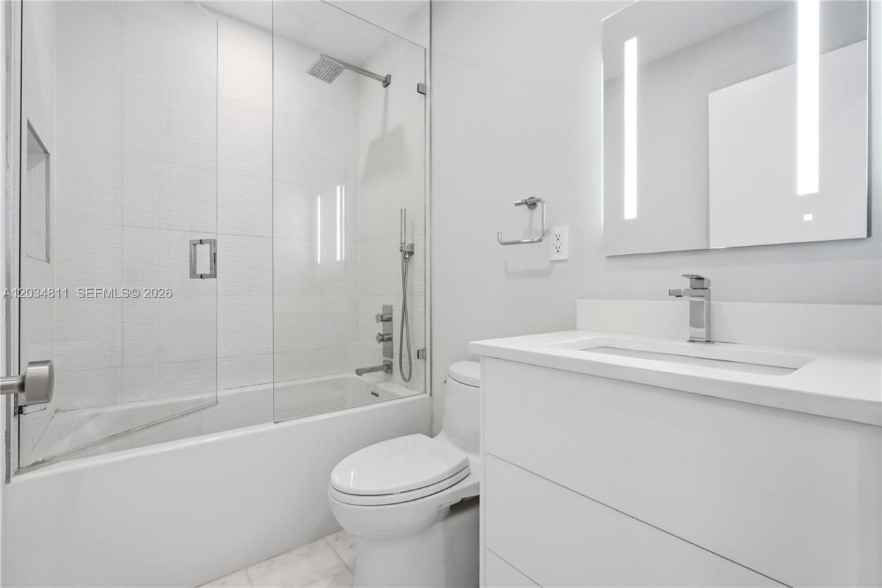 19941 NE 36th Pl , Aventura, FL 33180 Photo