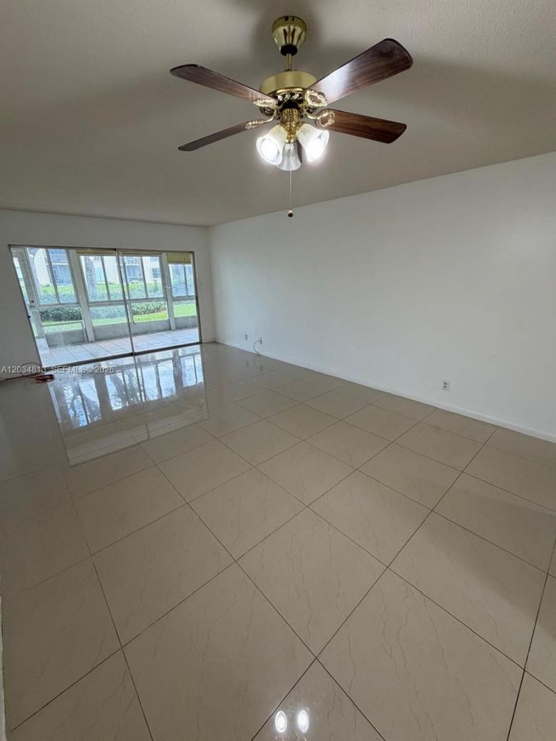 200 S Waterway Dr S , Unit 107, Lantana, FL 33462 Photo