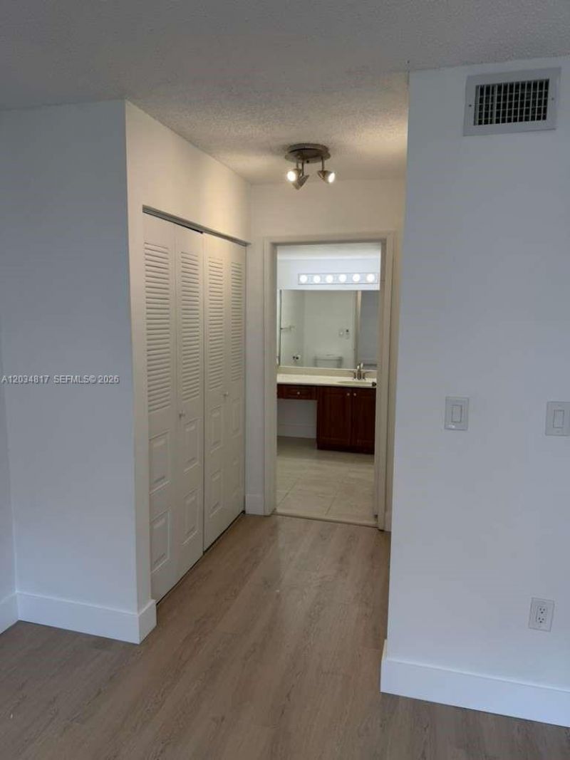 9767 NW 46th Ter , Unit 109, Doral, FL 33178 Photo